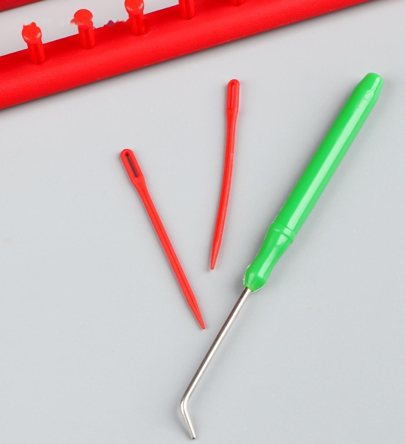 Набор устройств для вязания 4 шт крючок,игла в компл. 25х5х3см,36,5х5х3см,47х5х3см,57х5х3см