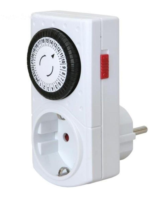 Таймер REV механический с принудительным вкл. и отключением на 24 часа с интрвалом 30мин
