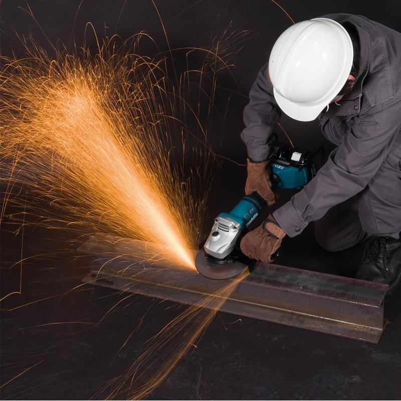 Шлифмашина угловая аккум.бесщ. MAKITA 36В, LXT, d180мм, без АКБ (DGA700Z)